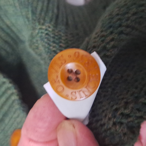 Orvis cotton button-up sweater vest - L - heathered olive green - Picture 4 of 7